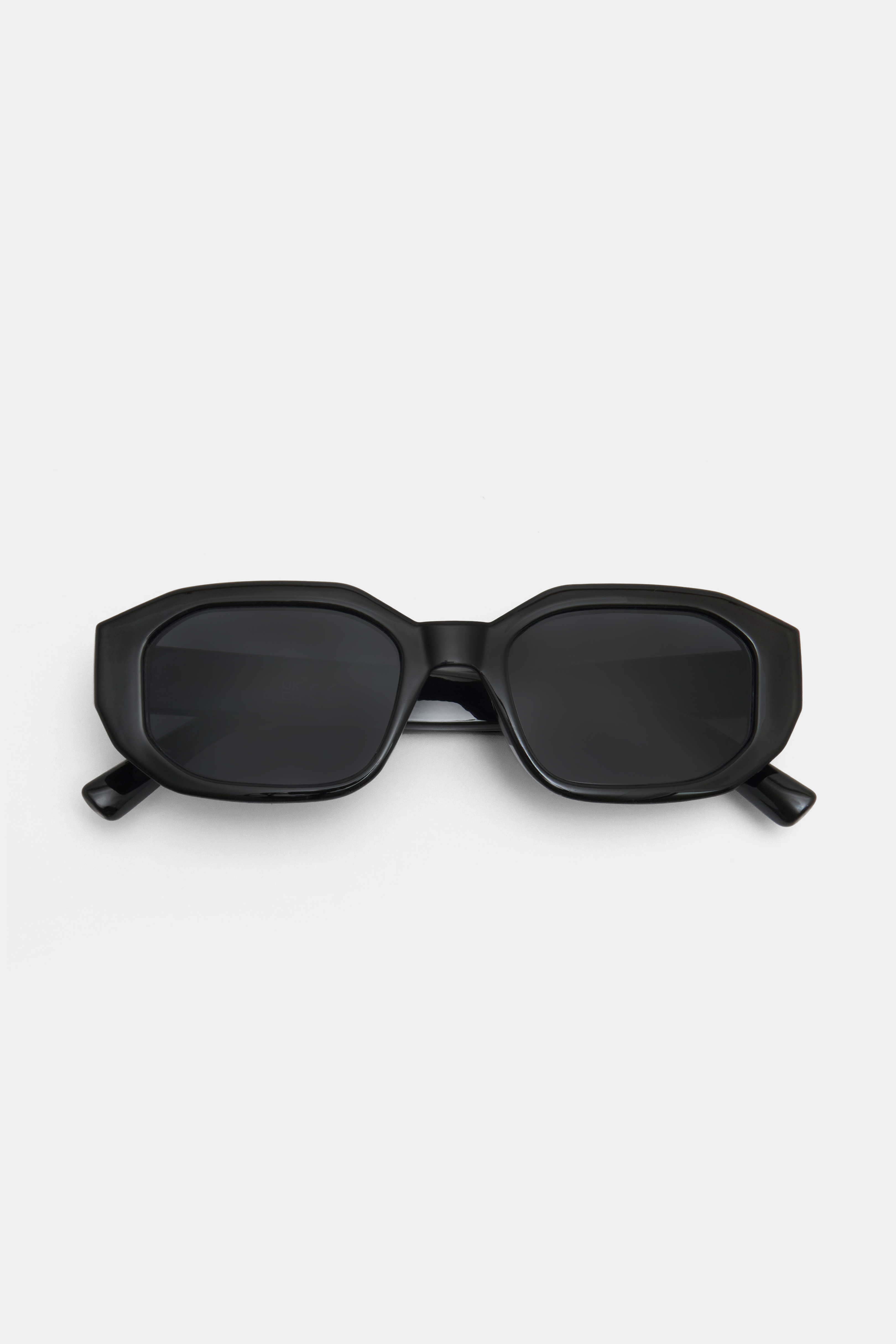 VESSA - Midnight Black