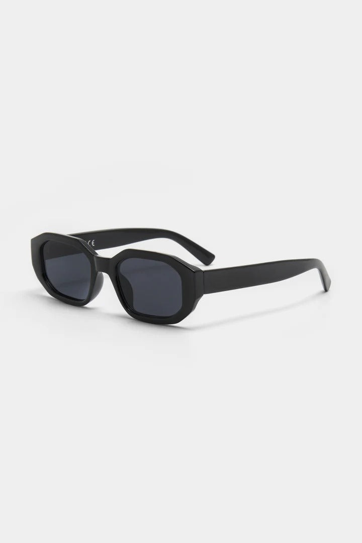 VESSA - Midnight Black