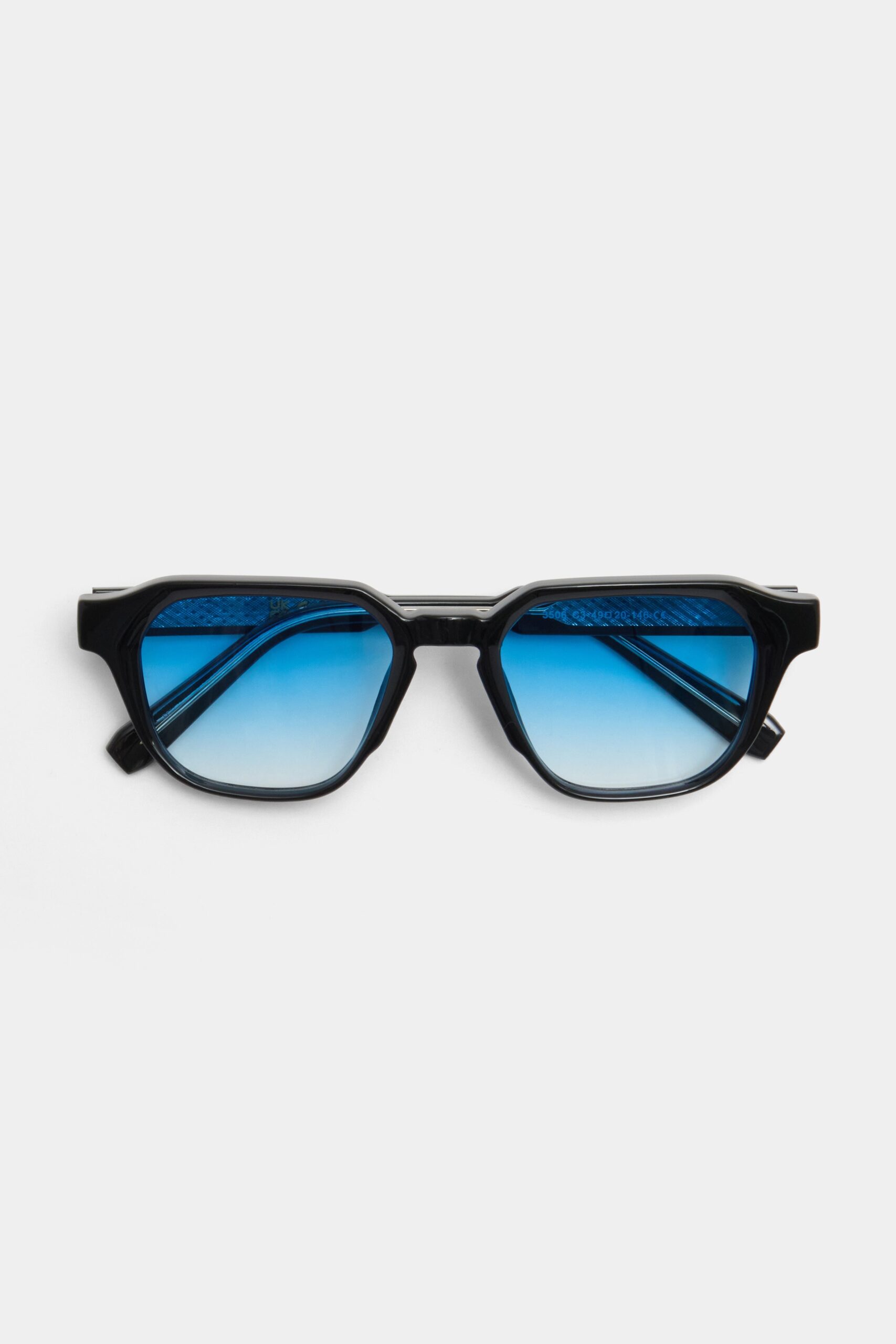 LYONÈ - Ice Blue - Image 2