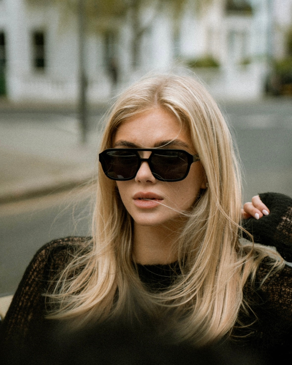 MAIVE - Jet Black - Image 2